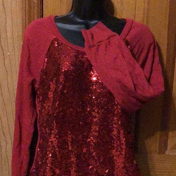 Red Red Ruby!❤️ - Picture 3 of 4